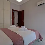 John's Luxury *