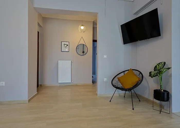 John's Luxury