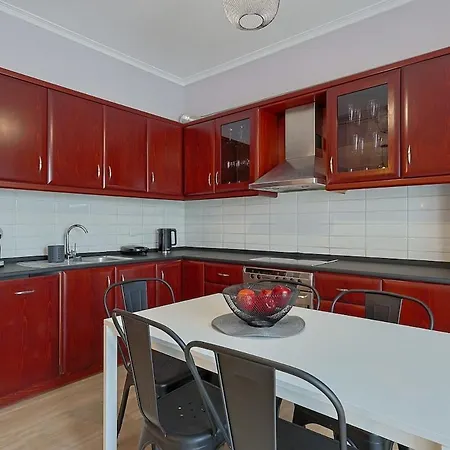 John's Luxury Apartament Paralía