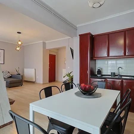 John's Luxury * Paralía