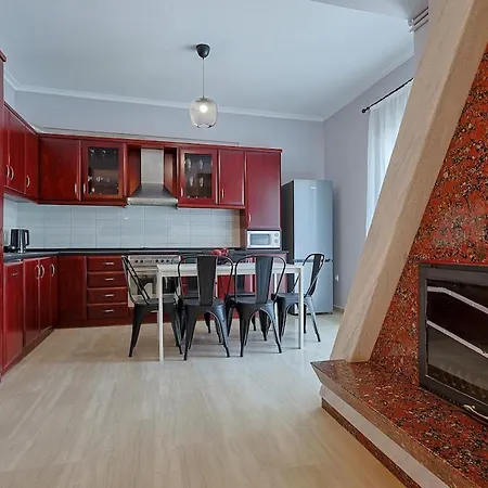 John's Luxury * Paralía