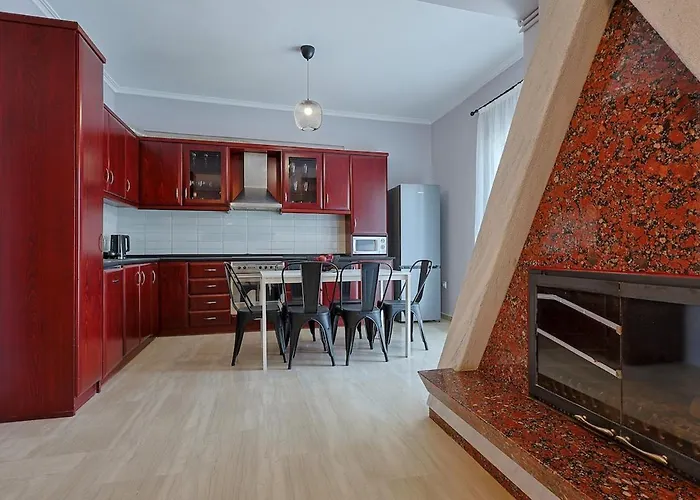 John's Luxury * Paralía